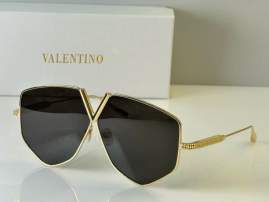 Picture of Valentino Sunglasses _SKUfw65111986fw